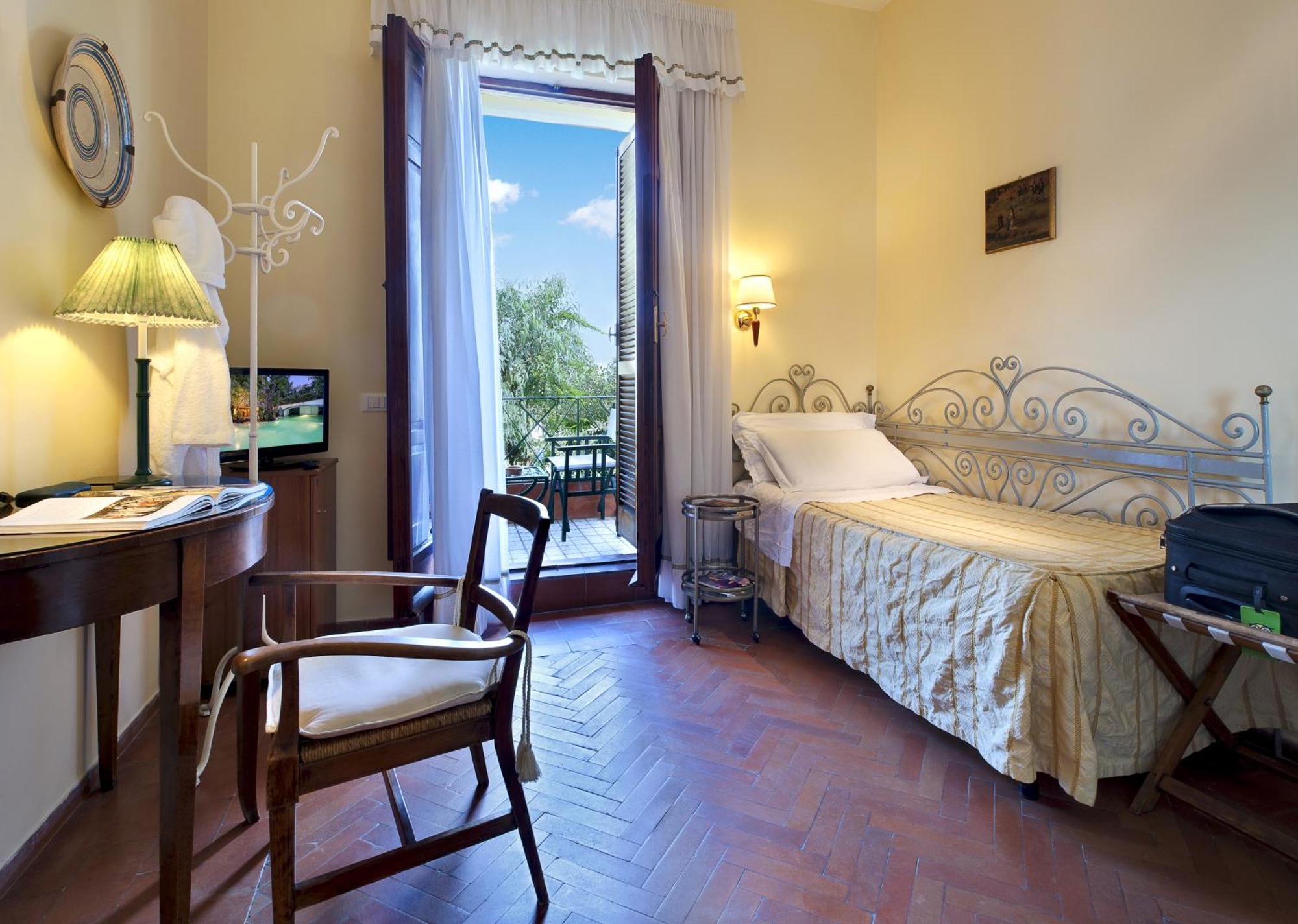 Hotel La Villarosa Terme Ischia Rum bild