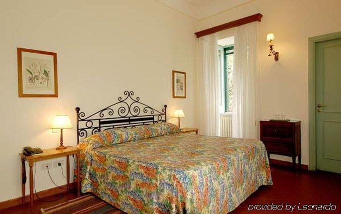 Hotel La Villarosa Terme Ischia Rum bild